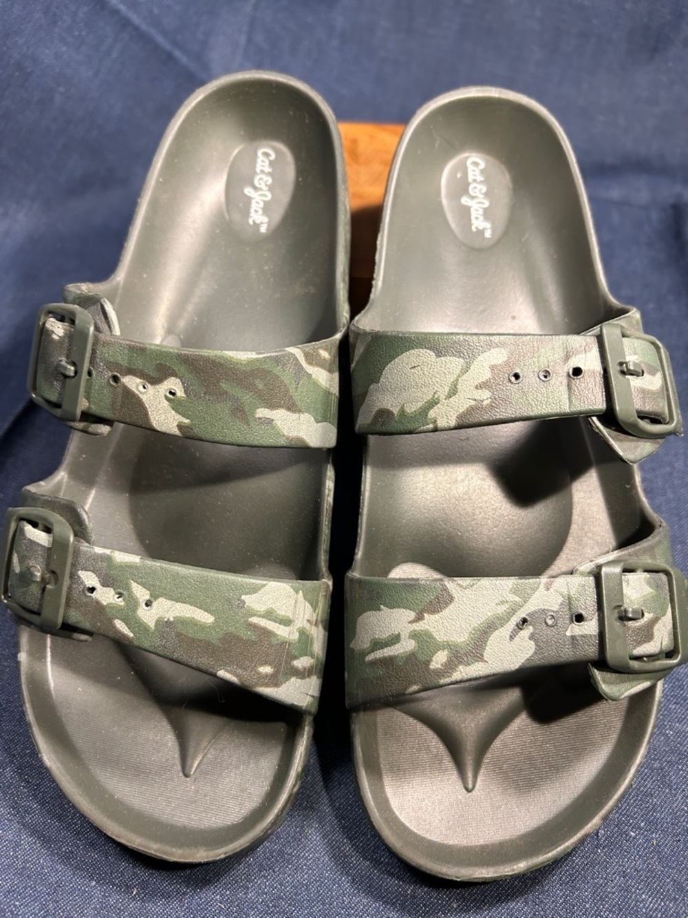 Cat & Jack camouflage slide in sandals